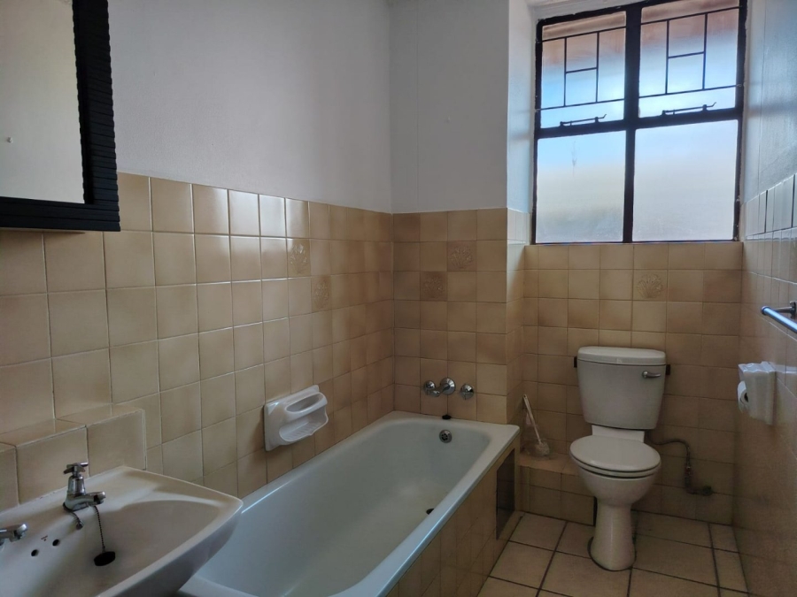 2 Bedroom Property for Sale in Pretoria North Gauteng