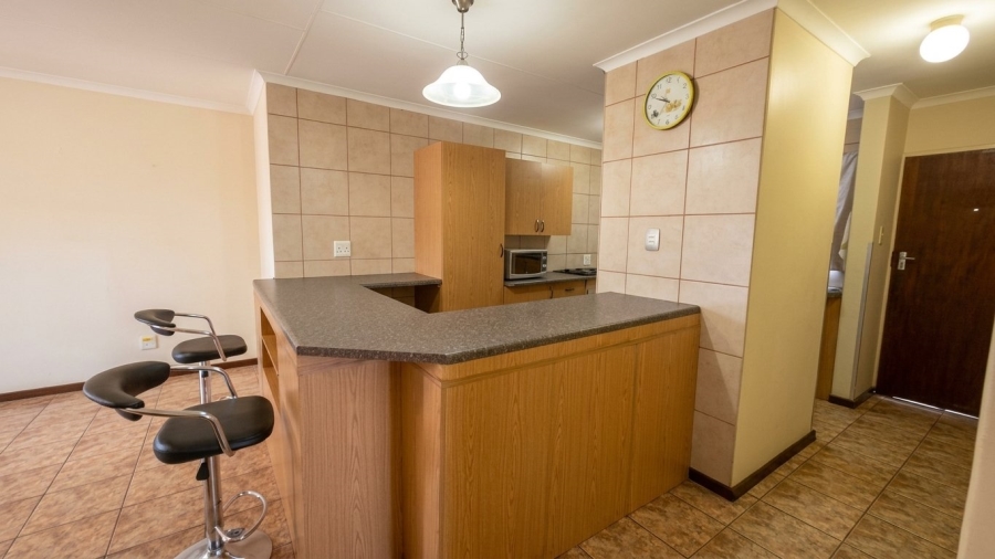 2 Bedroom Property for Sale in Doornpoort Gauteng