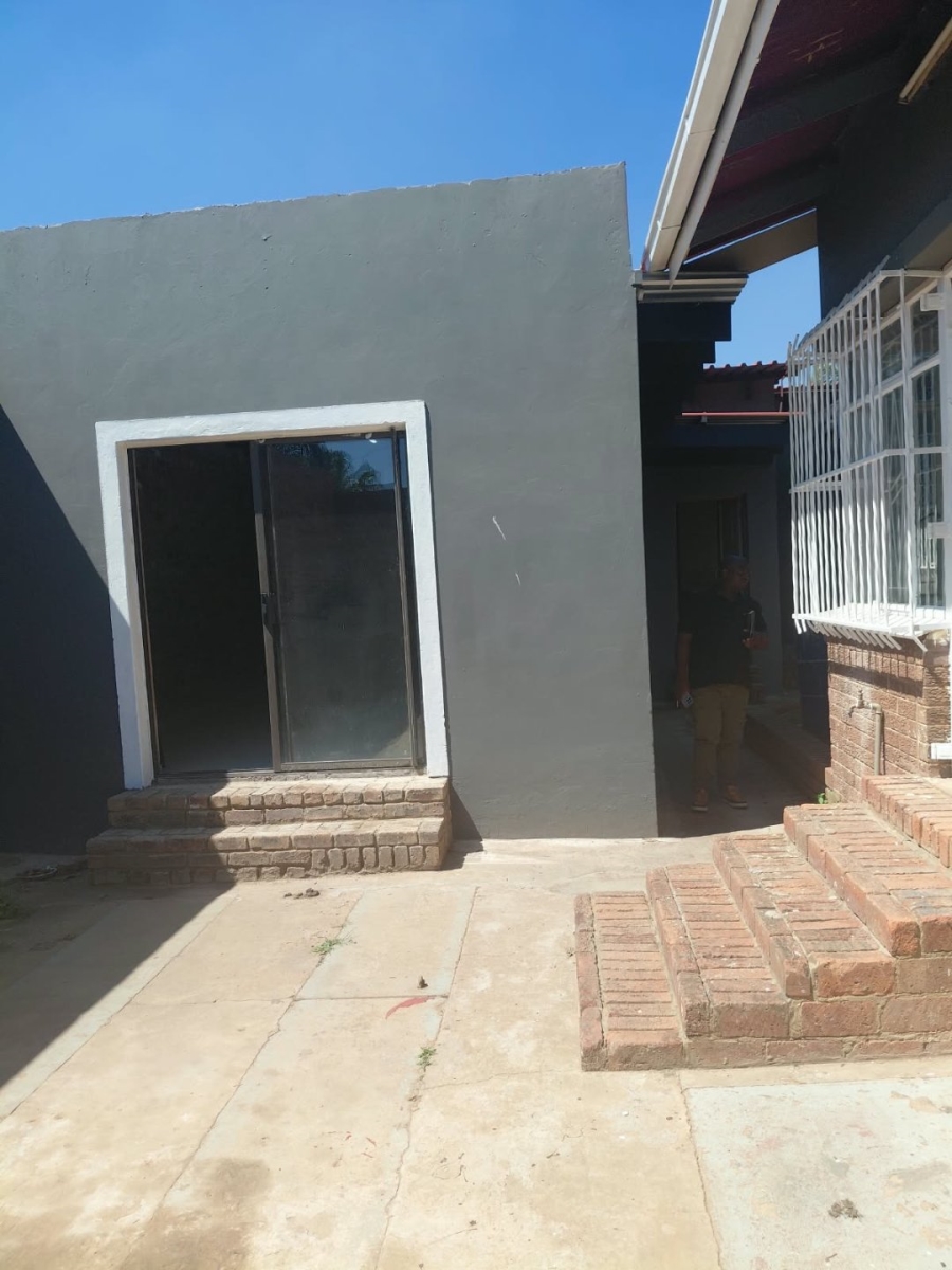 4 Bedroom Property for Sale in West Park Gauteng