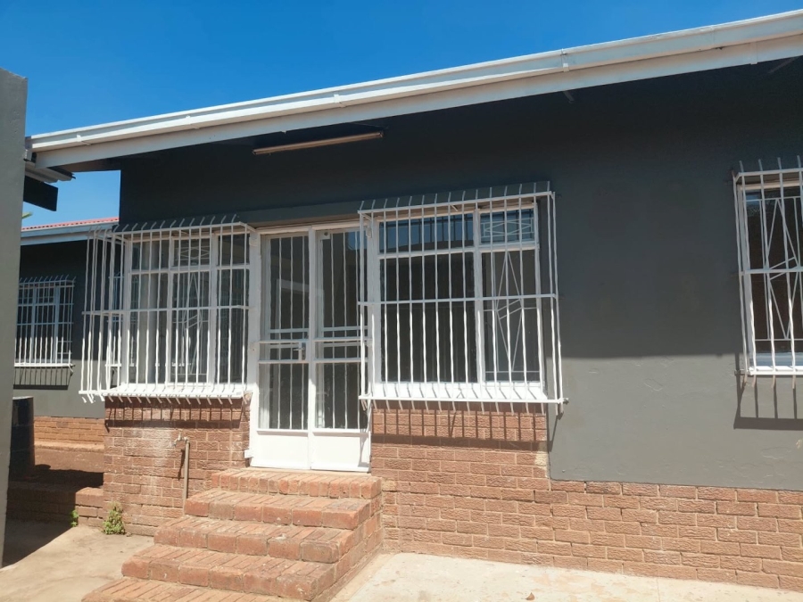 4 Bedroom Property for Sale in West Park Gauteng