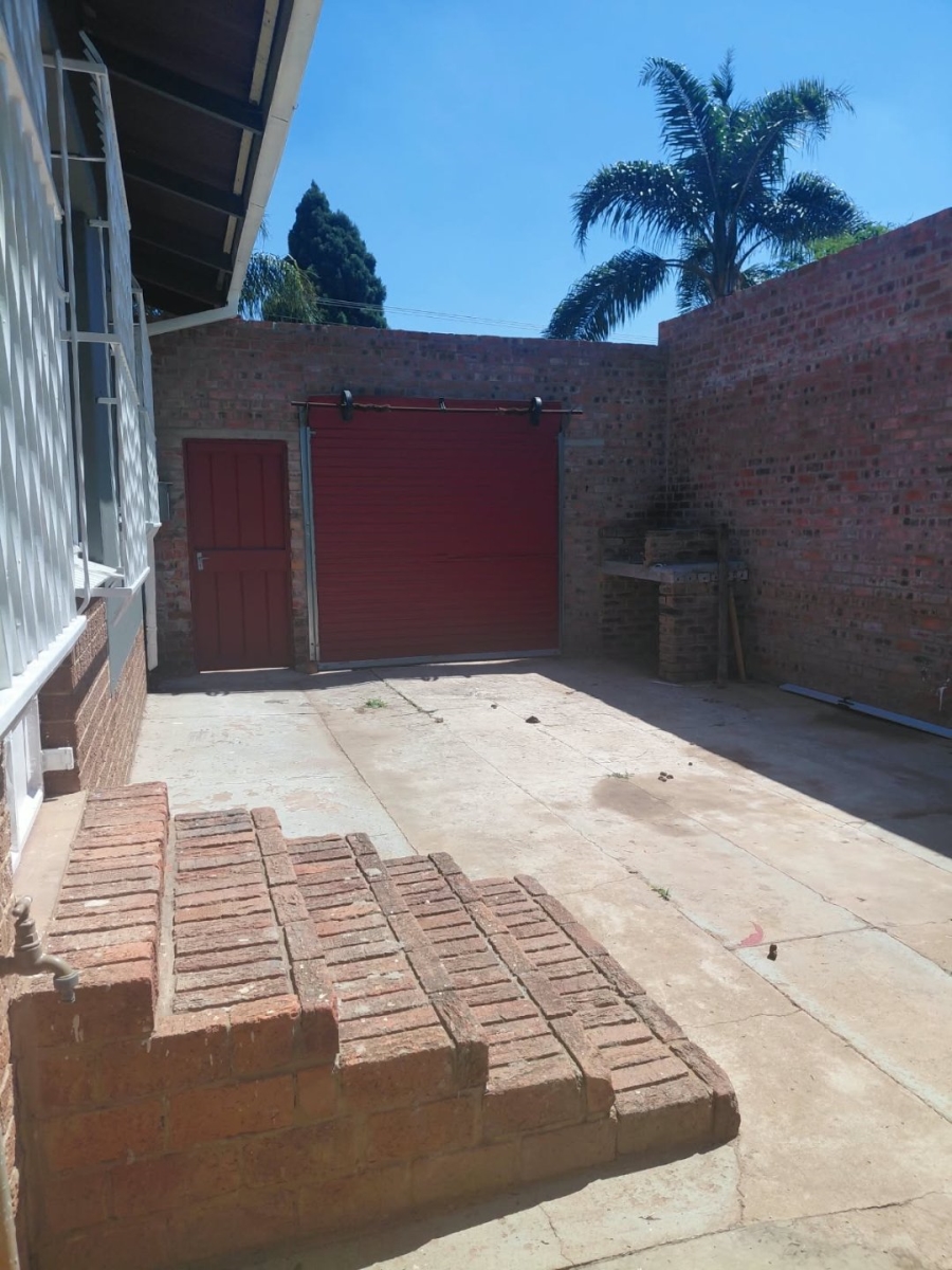 4 Bedroom Property for Sale in West Park Gauteng