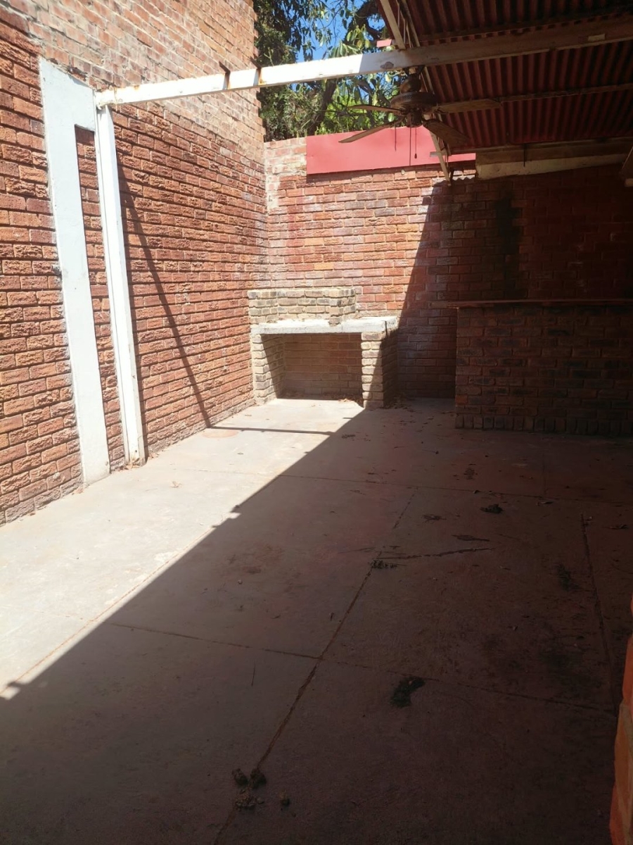 4 Bedroom Property for Sale in West Park Gauteng