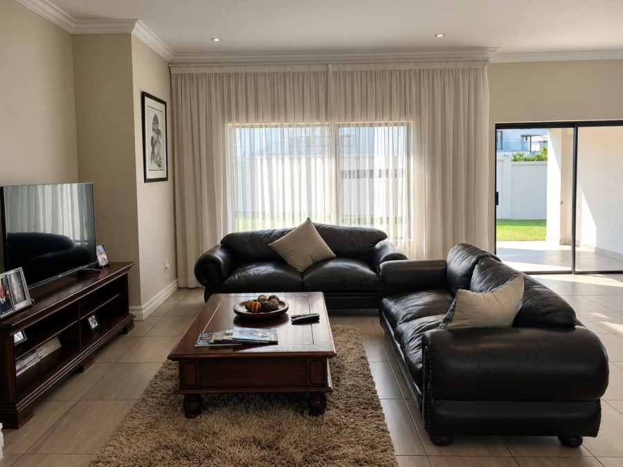 4 Bedroom Property for Sale in Blue Valley Golf Estate Gauteng