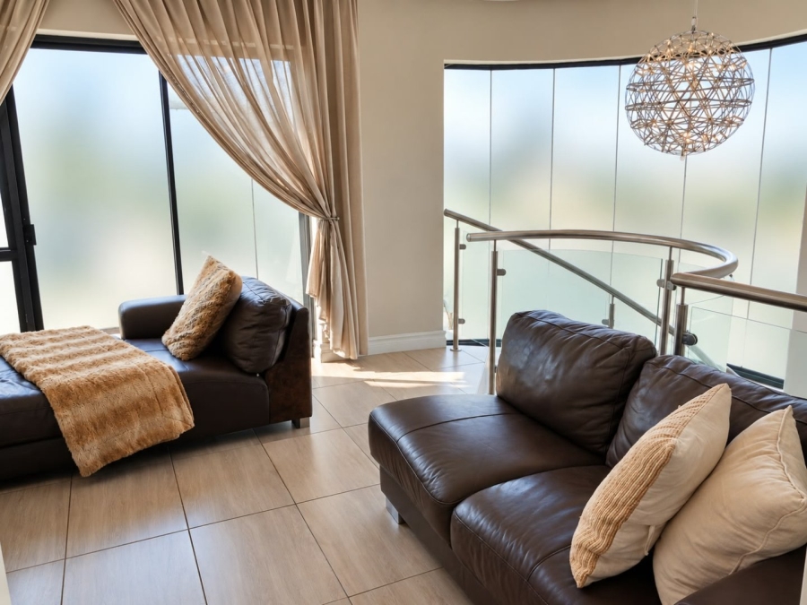 4 Bedroom Property for Sale in Blue Valley Golf Estate Gauteng