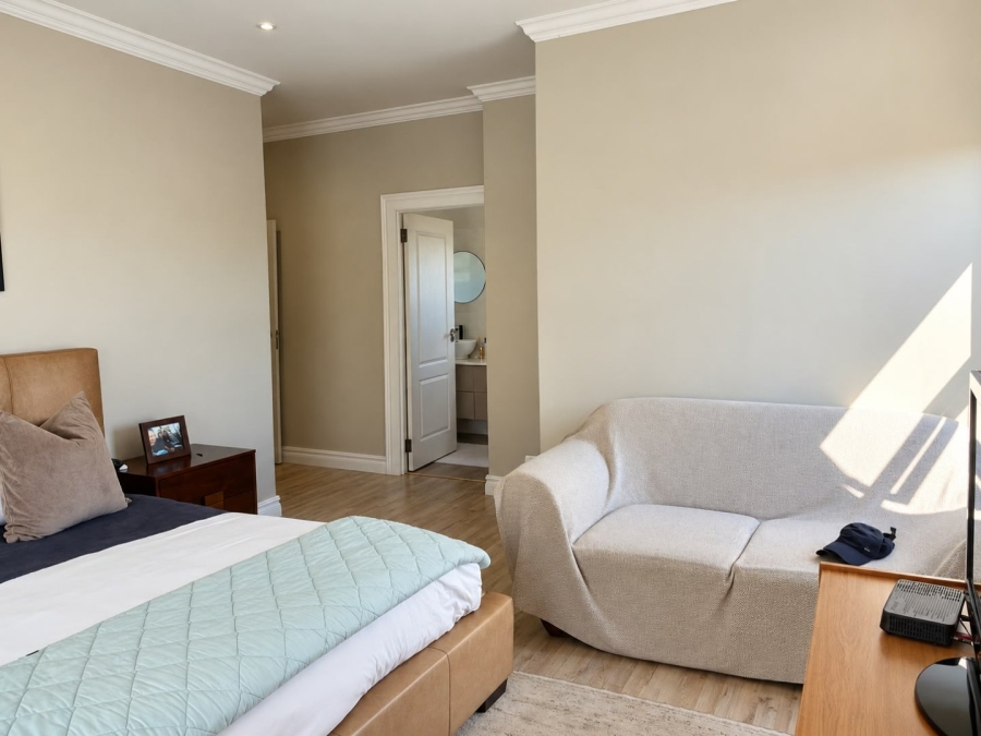 4 Bedroom Property for Sale in Blue Valley Golf Estate Gauteng