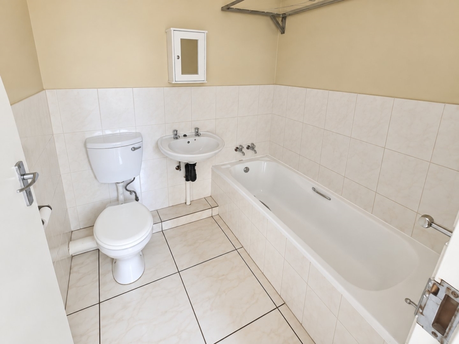 To Let 1 Bedroom Property for Rent in Pretoria Central Gauteng