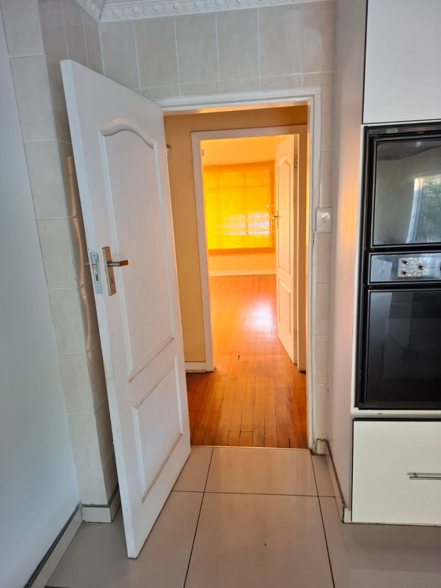 5 Bedroom Property for Sale in Selcourt Gauteng