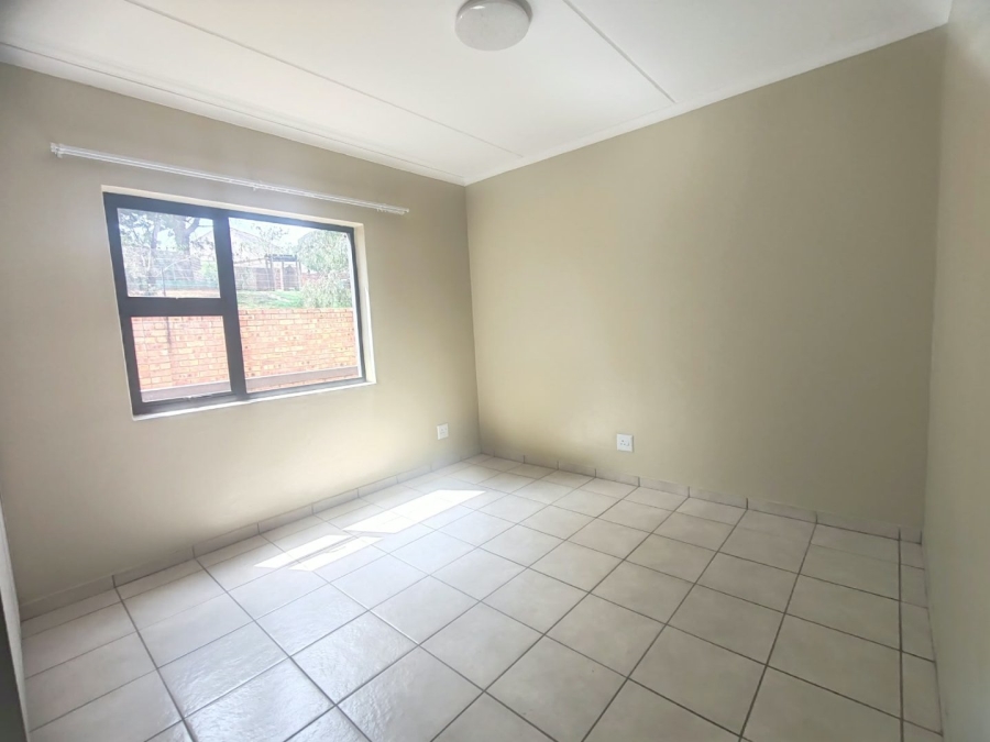 2 Bedroom Property for Sale in Rynfield A H Gauteng
