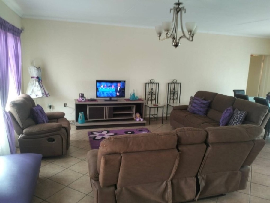 3 Bedroom Property for Sale in Kookrus Gauteng