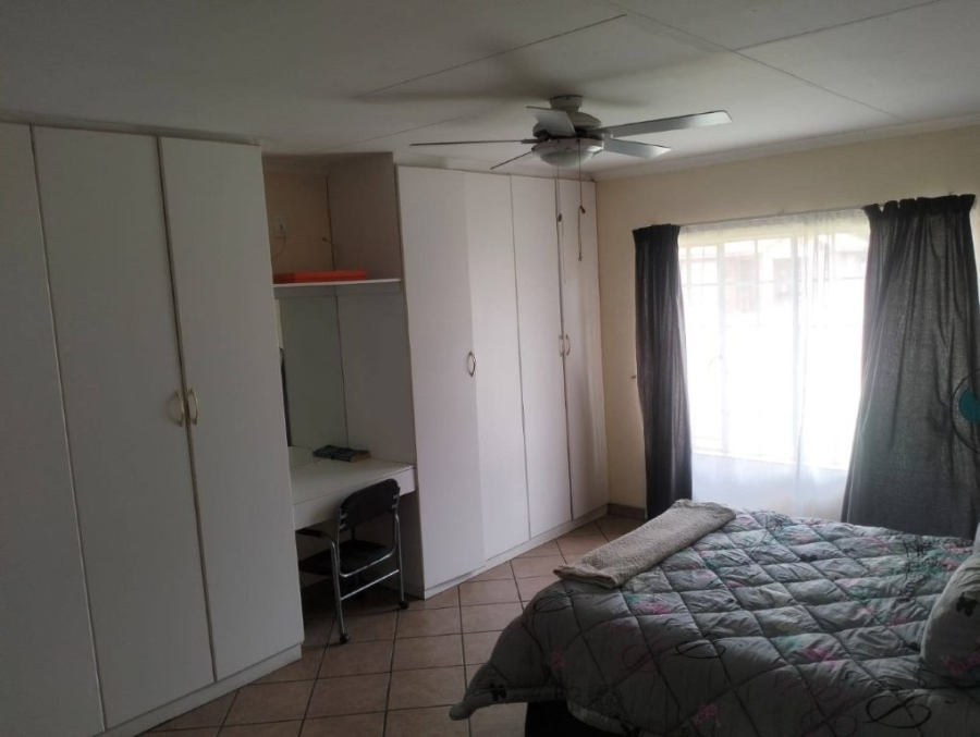 3 Bedroom Property for Sale in Kookrus Gauteng