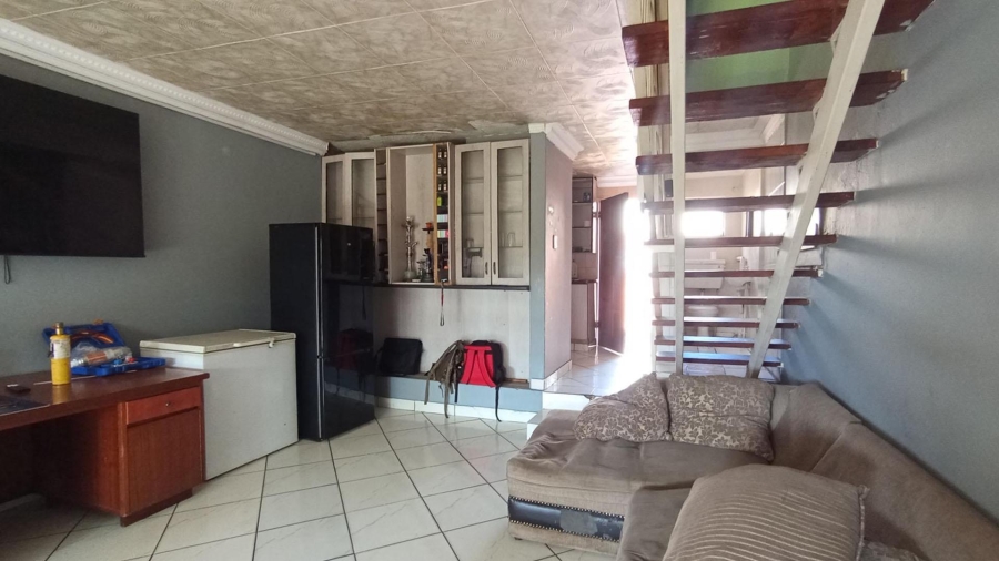 2 Bedroom Property for Sale in Claremont Gauteng