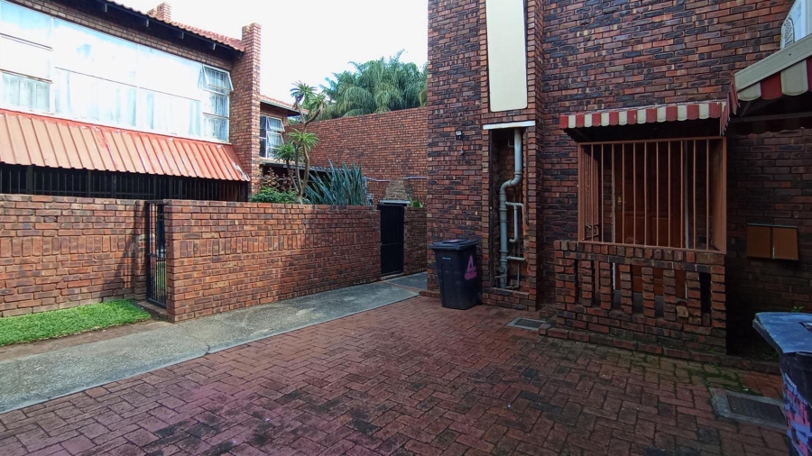 2 Bedroom Property for Sale in Claremont Gauteng