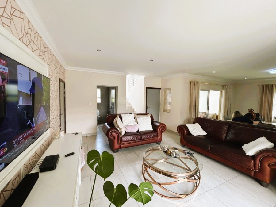 3 Bedroom Property for Sale in Blue Valley Golf Estate Gauteng