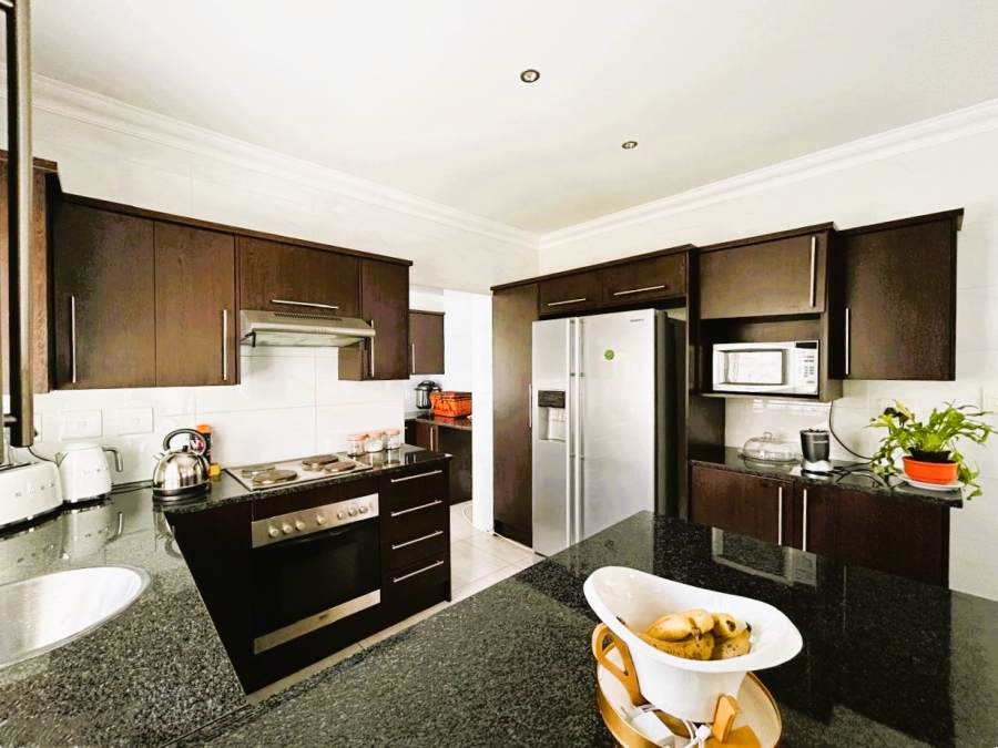 3 Bedroom Property for Sale in Blue Valley Golf Estate Gauteng