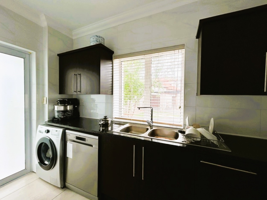 3 Bedroom Property for Sale in Blue Valley Golf Estate Gauteng