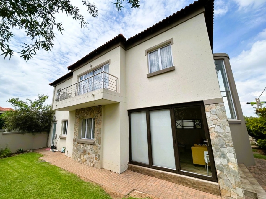 3 Bedroom Property for Sale in Blue Valley Golf Estate Gauteng