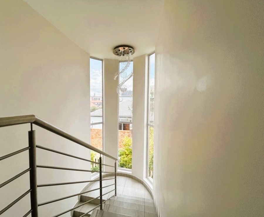 3 Bedroom Property for Sale in Blue Valley Golf Estate Gauteng