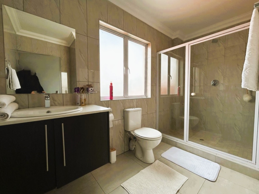3 Bedroom Property for Sale in Blue Valley Golf Estate Gauteng