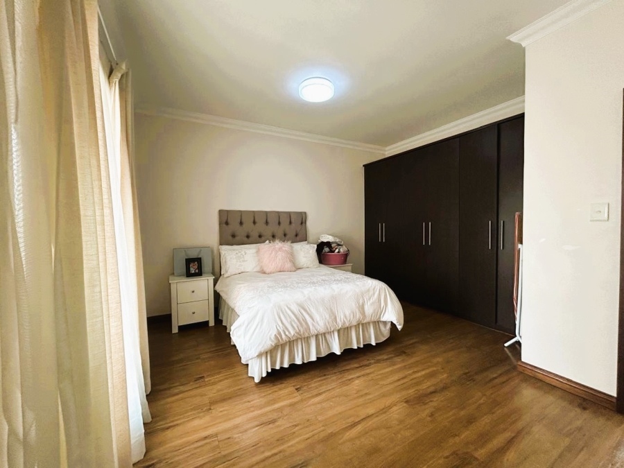 3 Bedroom Property for Sale in Blue Valley Golf Estate Gauteng