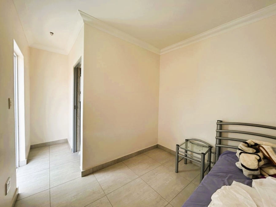 3 Bedroom Property for Sale in Blue Valley Golf Estate Gauteng