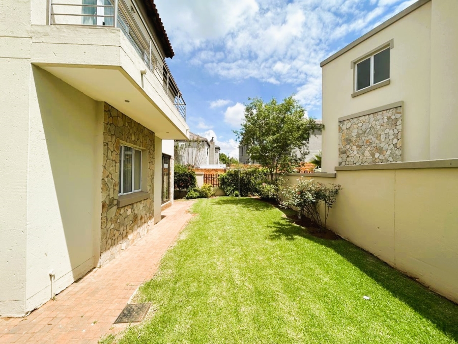 3 Bedroom Property for Sale in Blue Valley Golf Estate Gauteng