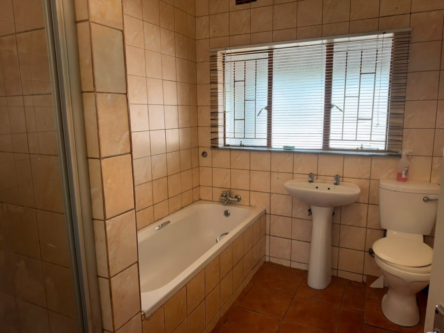 3 Bedroom Property for Sale in Ravensklip Gauteng
