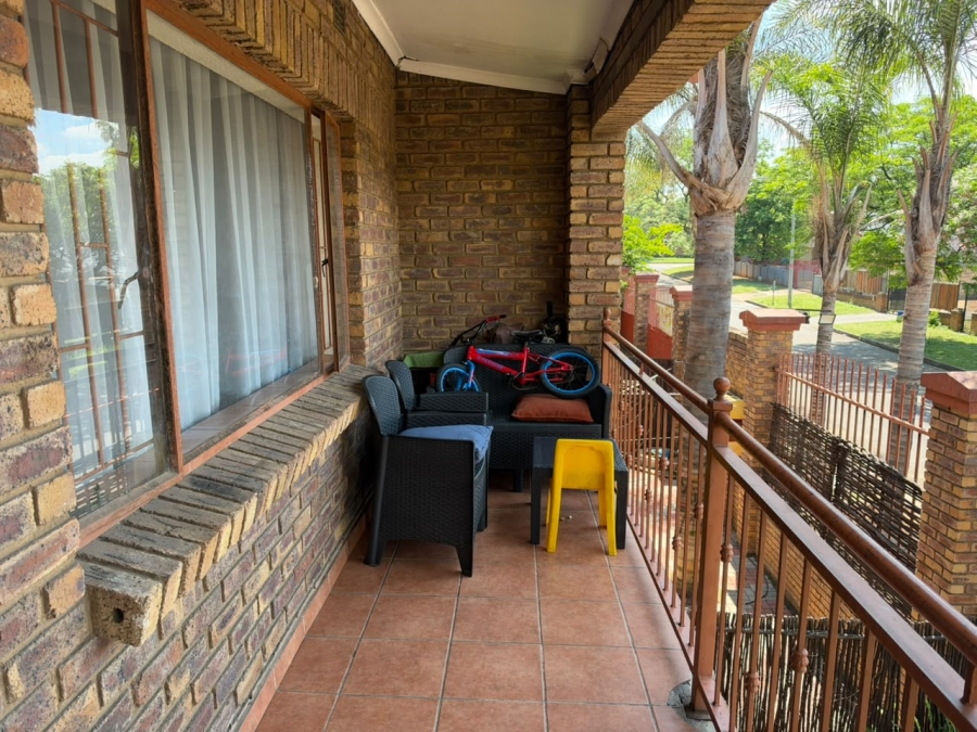3 Bedroom Property for Sale in Ravensklip Gauteng