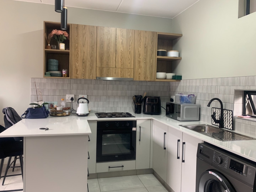 To Let 1 Bedroom Property for Rent in Lyttelton Manor Gauteng