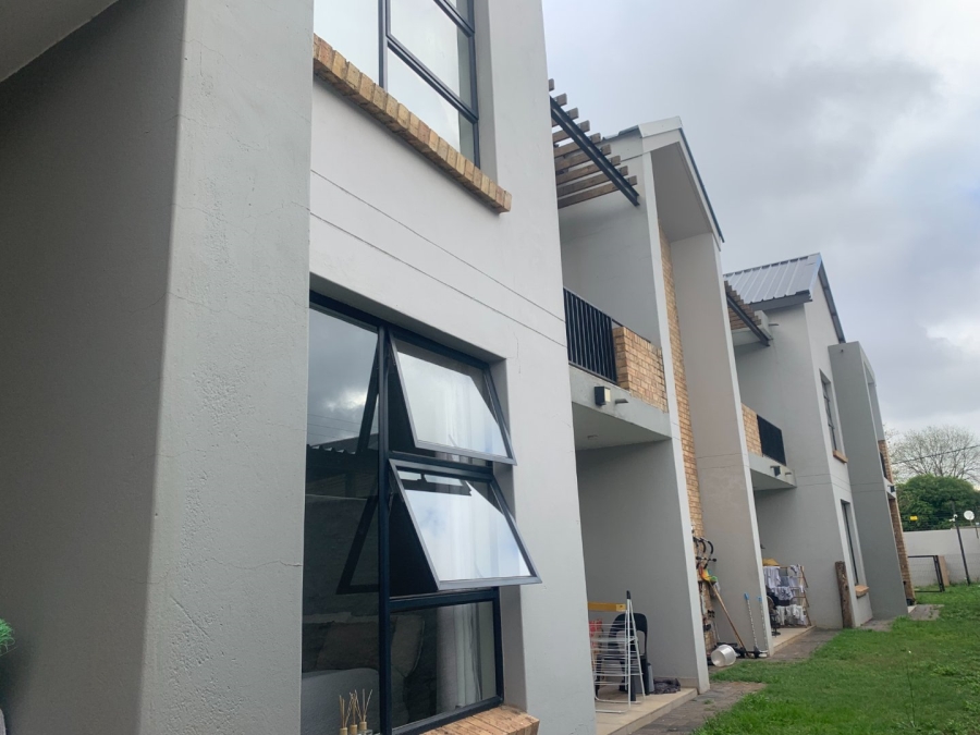 To Let 1 Bedroom Property for Rent in Lyttelton Manor Gauteng
