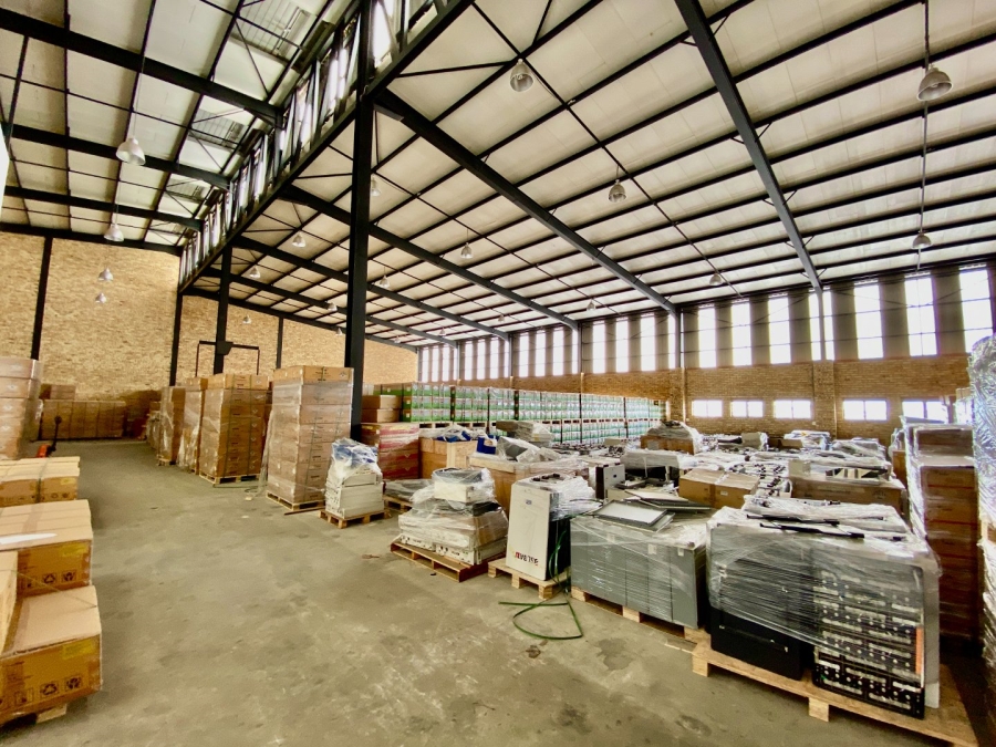 To Let Commercial Property for Rent in North Riding Gauteng