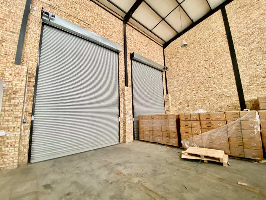 To Let Commercial Property for Rent in North Riding Gauteng