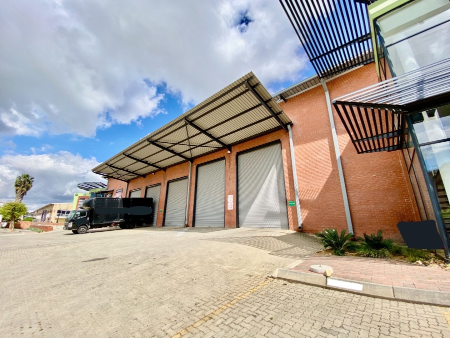To Let Commercial Property for Rent in North Riding Gauteng