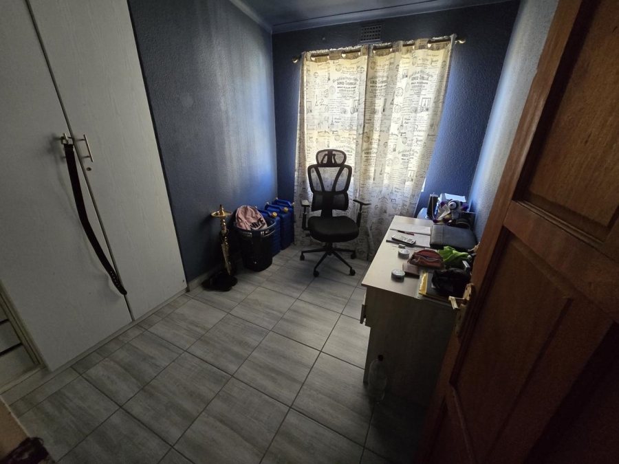 3 Bedroom Property for Sale in Ridgeway Gauteng