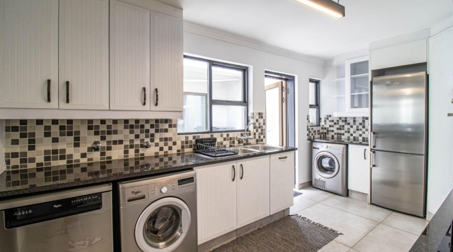 3 Bedroom Property for Sale in Melville Gauteng