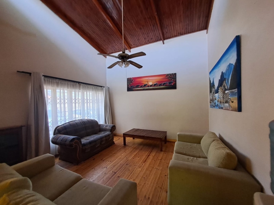 4 Bedroom Property for Sale in Pretoria Gardens Gauteng