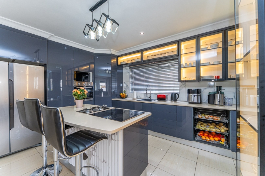 4 Bedroom Property for Sale in Willowbrook Gauteng