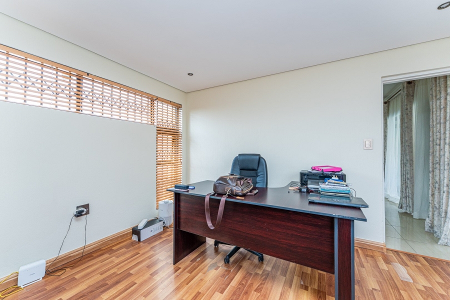 4 Bedroom Property for Sale in Willowbrook Gauteng
