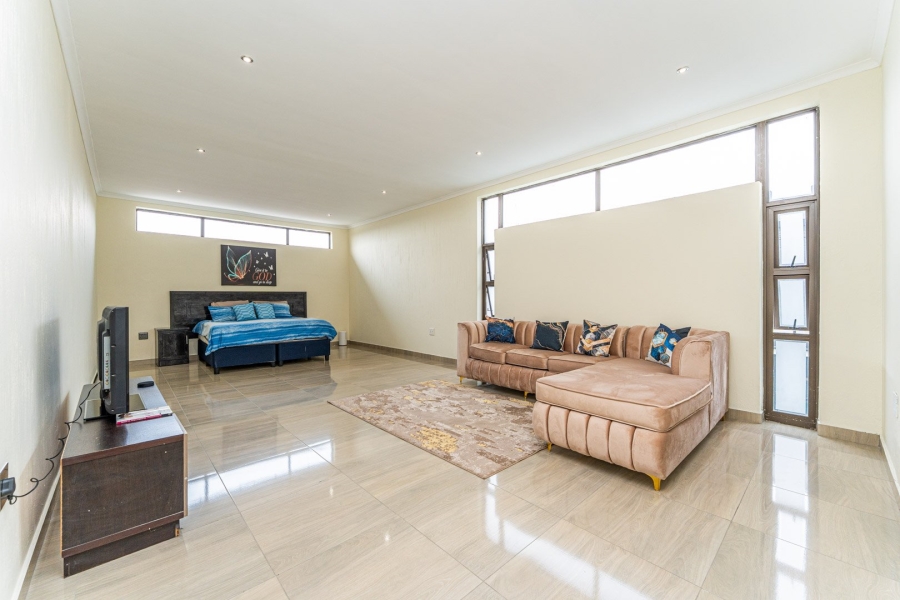 4 Bedroom Property for Sale in Willowbrook Gauteng