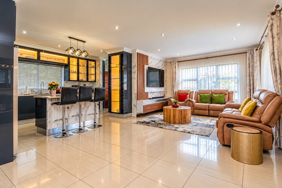 4 Bedroom Property for Sale in Willowbrook Gauteng