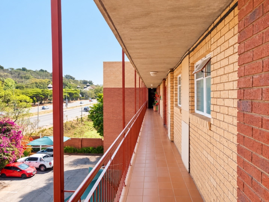 2 Bedroom Property for Sale in Die Wilgers Gauteng