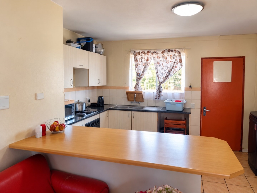 2 Bedroom Property for Sale in Die Wilgers Gauteng