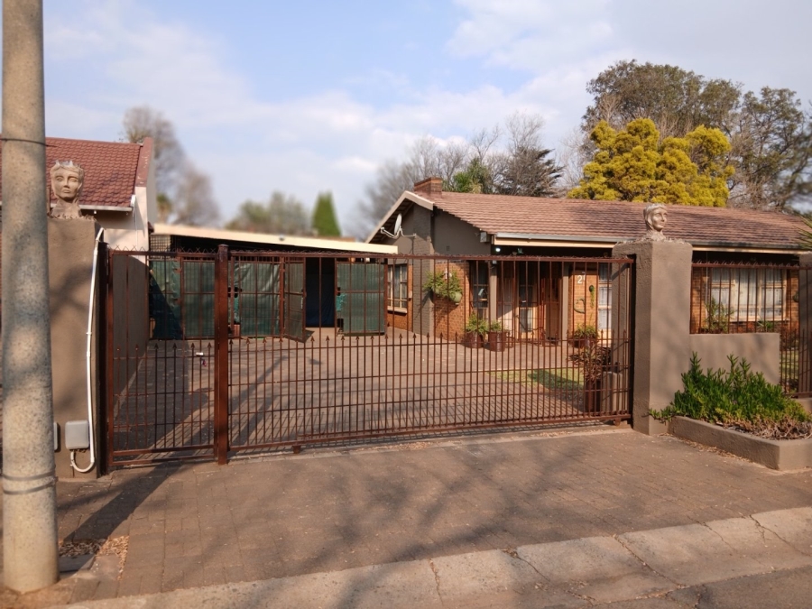 4 Bedroom Property for Sale in Witfield Gauteng