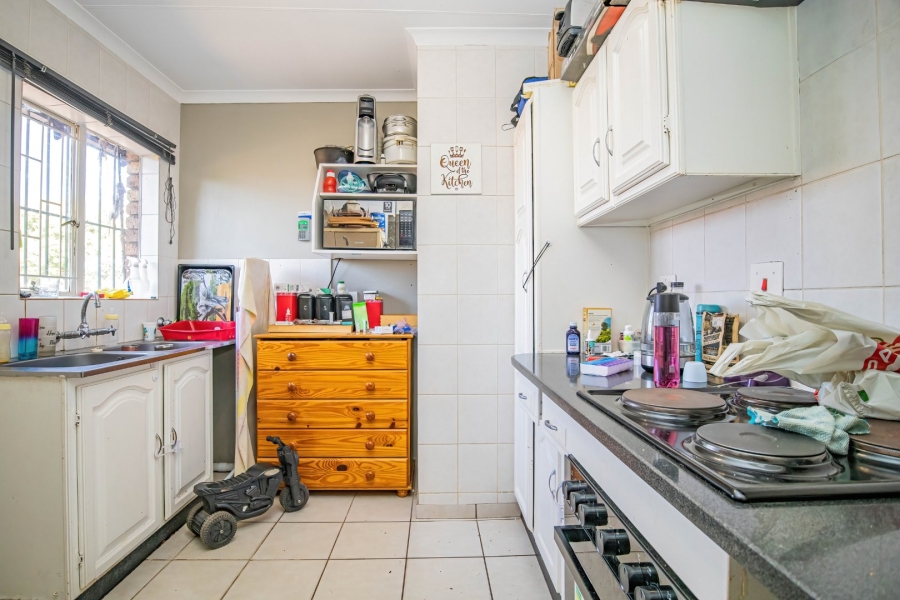 3 Bedroom Property for Sale in Elardus Park Gauteng