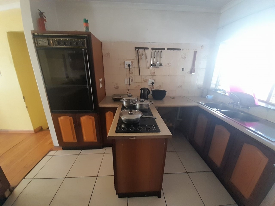 4 Bedroom Property for Sale in Rooihuiskraal Gauteng