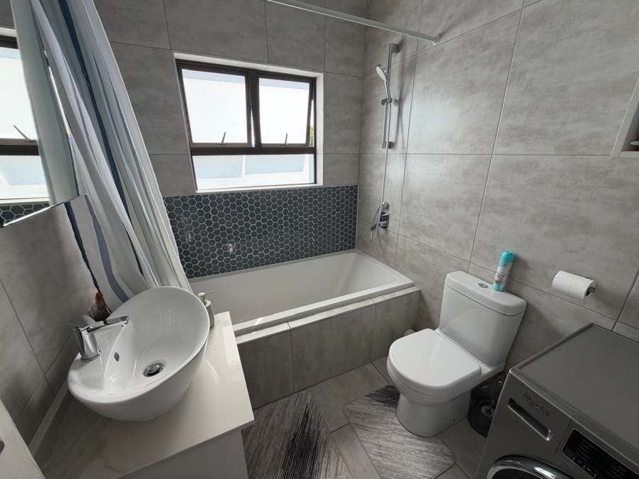 To Let 3 Bedroom Property for Rent in Bassonia Gauteng