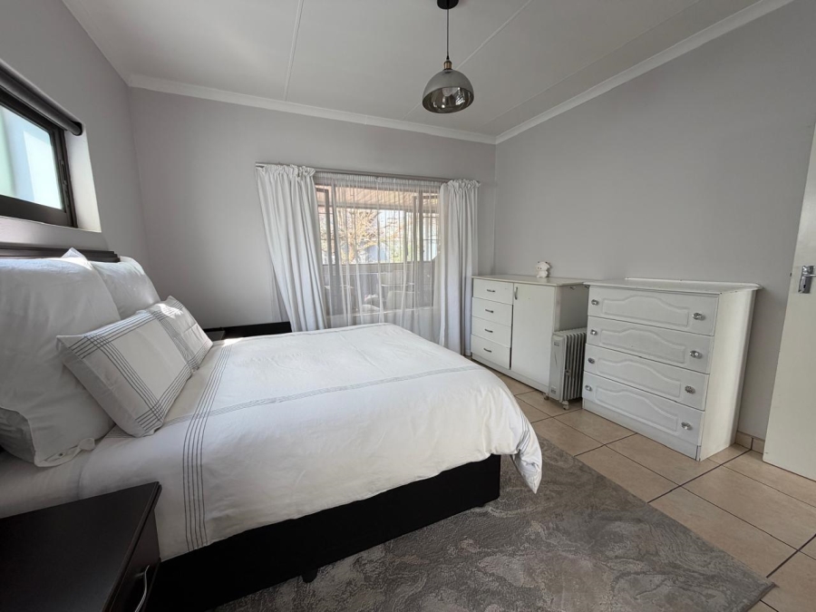 To Let 3 Bedroom Property for Rent in Bassonia Gauteng