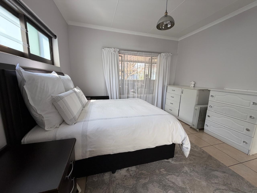 To Let 3 Bedroom Property for Rent in Bassonia Gauteng