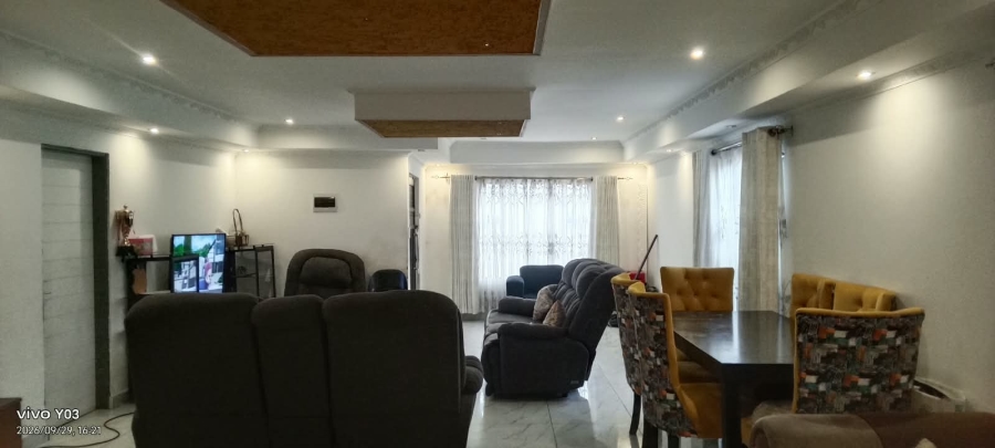 3 Bedroom Property for Sale in Rondebult Gauteng