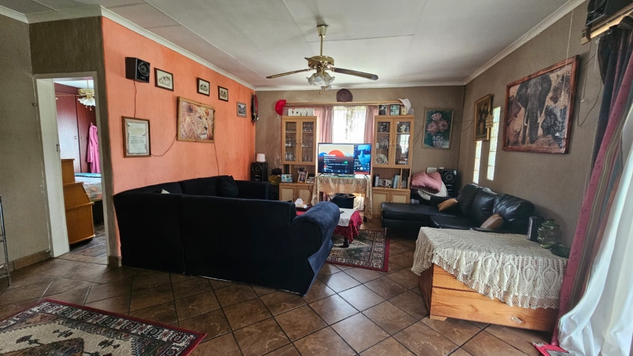 2 Bedroom Property for Sale in Noycedale Gauteng