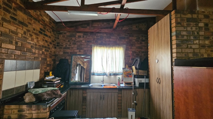 2 Bedroom Property for Sale in Noycedale Gauteng